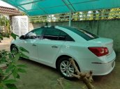 Cần bán gấp Chevrolet Cruze sản xuất năm 2017, màu trắng số sàn