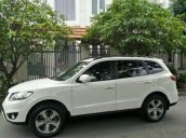 Cần bán xe Hyundai Santa Fe sản xuất năm 2011, màu trắng, nhập khẩu chính chủ