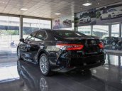 Bán Toyota Camry năm sản xuất 2019, màu đen, nhập từ Thái