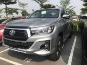 Cần bán xe Toyota Hilux 2.8 AT sản xuất năm 2019, màu bạc, nhập khẩu