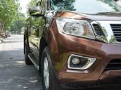 Bán Nissan Navara số tự động một cầu, màu nâu, nội thất zin còn thơm mùi hãng