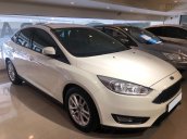 Bán Ford Focus 1.5L Ecoboost 2017, xe đi lướt, hỗ trợ trả góp ngân hàng