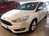 Bán Ford Focus 1.5L Ecoboost 2017, xe đi lướt, hỗ trợ trả góp ngân hàng