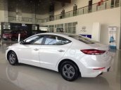 Bán xe Hyundai Elantra 1.6MT đời 2019, màu trắng
