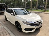 Bán ô tô Honda Civic Turbo 1.5G năm 2018, màu trắng, xe nhập chính chủ