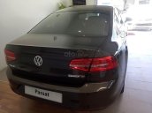 Bán Volkswagen Passat 1.8 TSI năm 2018, màu đen, xe nhập