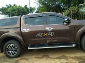 Bán xe Nissan Navara sản xuất năm 2017, màu nâu còn mới, giá tốt