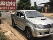 Bán xe Toyota Hilux sản xuất 2011, màu bạc, nhập khẩu nguyên chiếc, giá chỉ 445 triệu