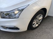 Cần bán Chevrolet Cruze LT 1.6MT đời 2017, màu trắng
