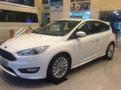 Bán Ford Focus 1.5L Ecoboost. Tặng phim, bảo hiểm, lót sàn, camera HC, đủ màu giao ngay