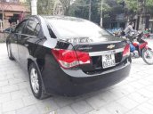 Cần bán Chevrolet Cruze sản xuất 2014, màu đen còn mới