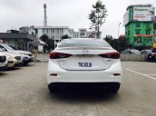 Cần bán xe Mazda 3 đời 2019, màu trắng, 639 triệu