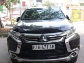 Bán ô tô Mitsubishi Pajero Sport đời 2017, màu đen đã đi 17.500 km