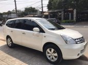 Chính chủ bán Nissan Grand livina năm sản xuất 2011, màu trắng, xe nhập