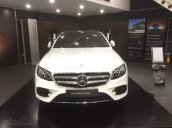 Bán xe Mercedes E300 trắng/đen 2017 chính hãng, trả trước 800 trệu nhận xe