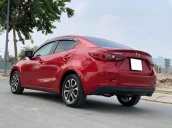 Bán Mazda 2 đời 2017, màu đỏ còn mới