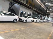 Bán Hyundai Accent 1.4  MT Base năm sản xuất 2019, màu trắng, 425 triệu