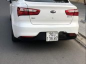 Cần bán lại xe Kia Rio sản xuất năm 2017, màu trắng, xe gia đình sử dụng không kinh doanh