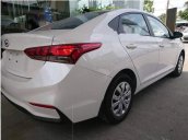 Bán Hyundai Accent 1.4  MT Base năm sản xuất 2019, màu trắng, 425 triệu