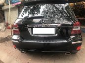 Bán Mercedes GLK300 4Matic năm 2009, màu đen chính chủ