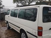 Cần bán gấp Toyota Hiace 2.0 năm 2001, màu trắng, giá tốt