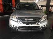 Bán xe Isuzu mu-X 3.0 AT năm sản xuất 2016, màu bạc, nhập khẩu nguyên chiếc