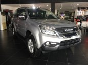 Bán xe Isuzu mu-X 3.0 AT năm sản xuất 2016, màu bạc, nhập khẩu nguyên chiếc