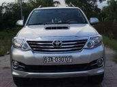 Bán Toyota Fortuner G năm 2016, màu bạc, xe gia đình