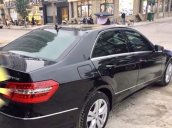 Bán xe Mercedes E250 2011, màu đen, nhập khẩu