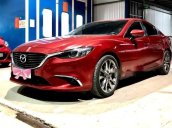 Cần bán gấp Mazda 6 2.0 Platinum 2017, màu đỏ, 799tr