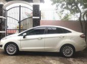 Bán ô tô Ford Fiesta 1.5AT đời 2017, màu trắng, chính chủ