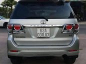 Bán Toyota Fortuner G năm 2016, màu bạc, xe gia đình