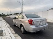 Cần bán gấp Chevrolet Lacetti năm 2012, màu bạc