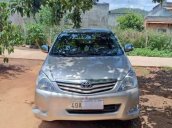 Bán ô tô Toyota Innova G năm 2012, mới chạy 71000km, giá tốt