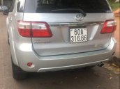 Bán lại xe Toyota Fortuner sản xuất năm 2010, màu bạc còn mới