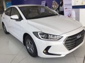 Bán Hyundai Elantra năm sản xuất 2019, giá sập sàn