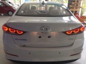 Bán Hyundai Elantra năm sản xuất 2019, giá sập sàn