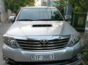 Bán Toyota Fortuner sản xuất năm 2016, màu bạc chính chủ