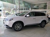 Bán xe Mitsubishi Outlander năm sản xuất 2019, màu trắng