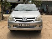 Bán xe Toyota Innova G đời 2006, màu bạc, nhập khẩu nguyên chiếc xe gia đình, giá tốt