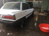 Cần bán gấp Toyota Camry MT sản xuất năm 1984, màu trắng, nhập khẩu 