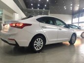 Bán xe Hyundai Accent 2019, màu trắng, 425tr