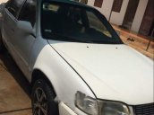 Cần bán lại xe Toyota Corolla đời 2000, màu trắng