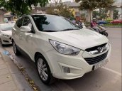 Bán gấp Hyundai Tucson sản xuất năm 2010, màu trắng, nhập khẩu 