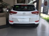 Bán xe Hyundai Tucson năm sản xuất 2019, màu trắng, giá chỉ 835 triệu