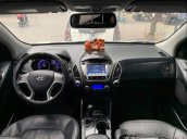 Bán gấp Hyundai Tucson sản xuất năm 2010, màu trắng, nhập khẩu 