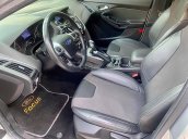 Cần bán gấp Ford Focus S 2.0 AT sản xuất năm 2014, màu bạc, giá 528tr