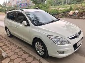 Bán xe Hyundai i30 năm sản xuất 2009, màu trắng, nhập khẩu nguyên chiếc 