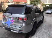 Bán ô tô Toyota Fortuner 2.5G 2016, màu bạc xe gia đình 