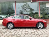 Cần bán Mazda 6 2.0 năm sản xuất 2016, màu đỏ 